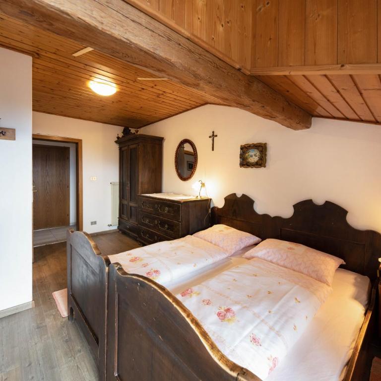 Malgorerhof Lavendel - Two-Bedroom Deluxe Apartment with Garden View - 7
