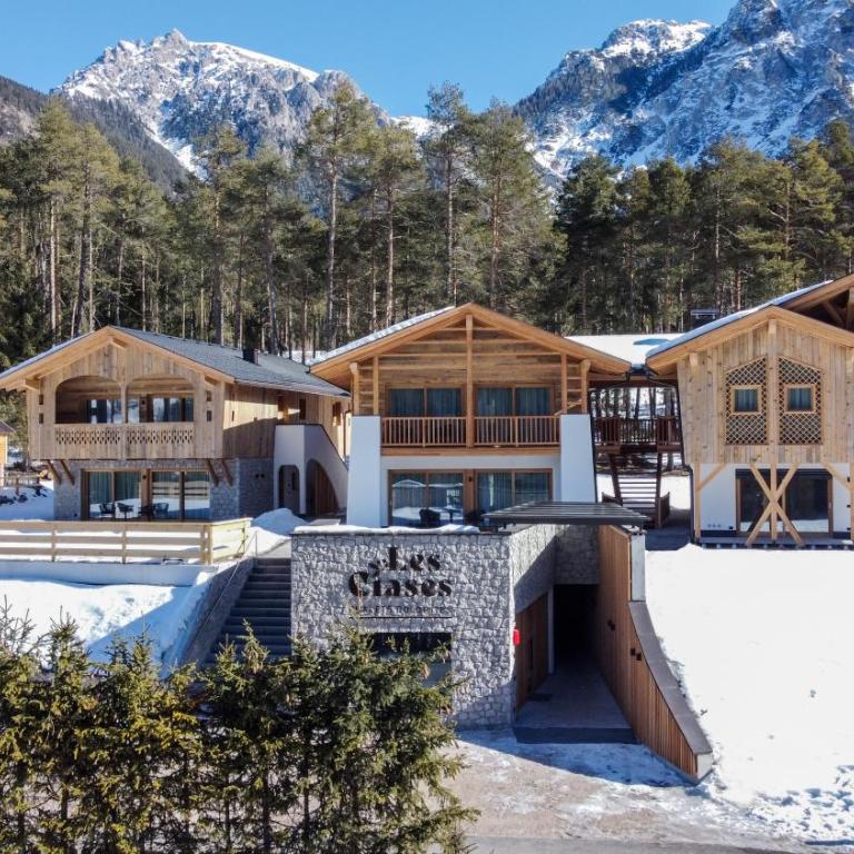 Les Ciases Chalets Dolomites Apt 4 - Appartamento Deluxe con 2 Camere da Letto e Balcone - 1