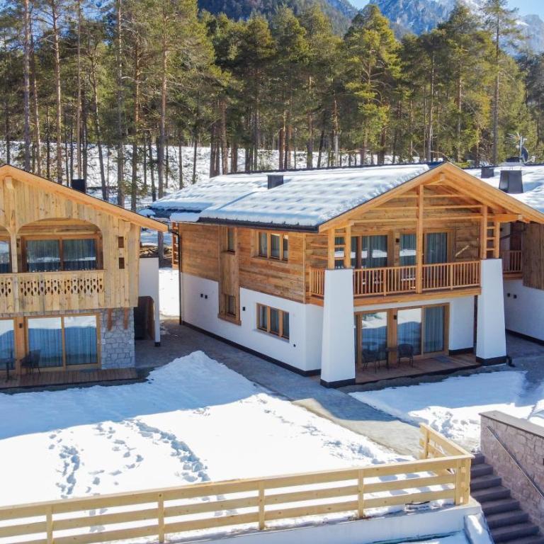 Les Ciases Chalets Dolomites Apt 4 - Appartamento Deluxe con 2 Camere da Letto e Balcone - 38