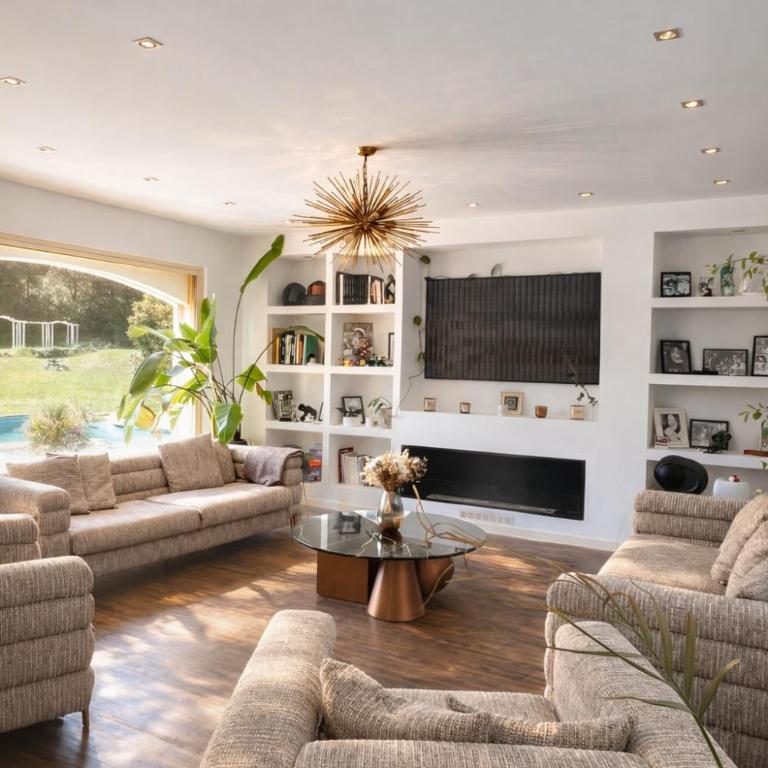 Exceptional villa Pool & large garden - Villa - 7
