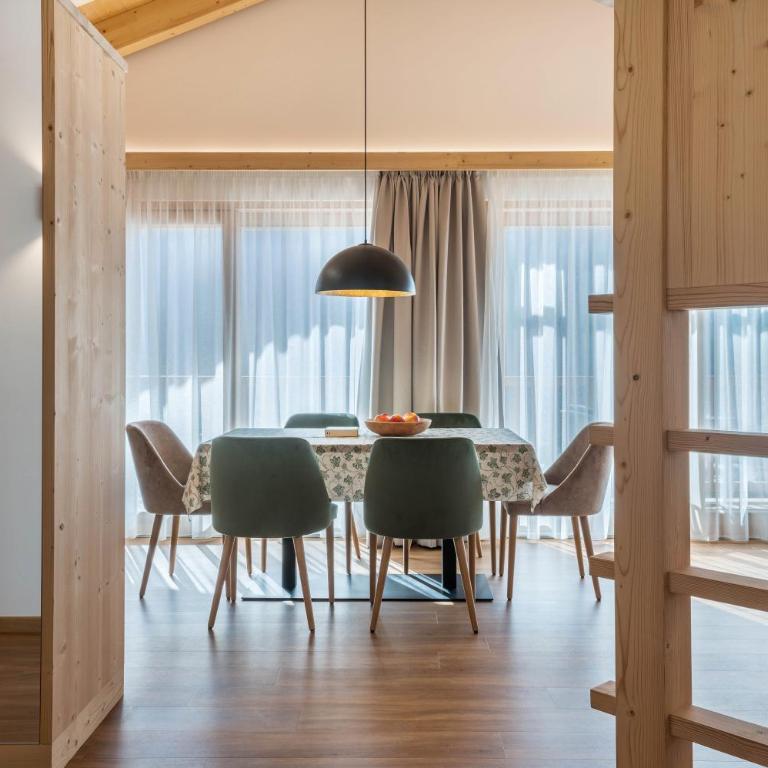 Les Ciases Chalets Dolomites Apt 4 - Appartamento Deluxe con 2 Camere da Letto e Balcone - 2