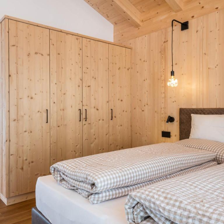 Les Ciases Chalets Dolomites Apt 4 - Appartamento Deluxe con 2 Camere da Letto e Balcone - 10