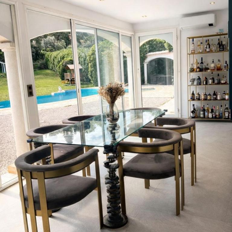 Exceptional villa Pool & large garden - Villa - 10