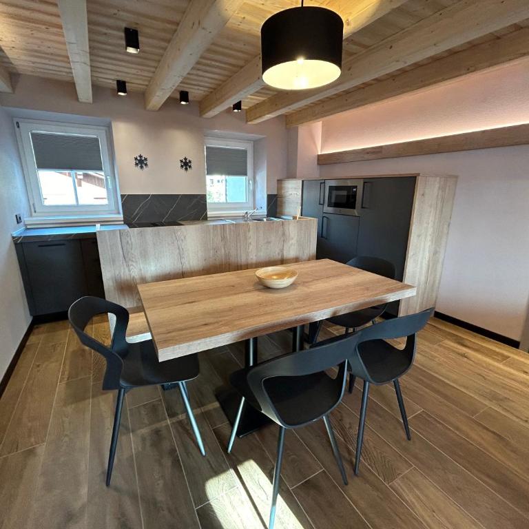 Casa Domin Livigno - Appartamento Deluxe con 2 Camere da Letto e Balcone - 7