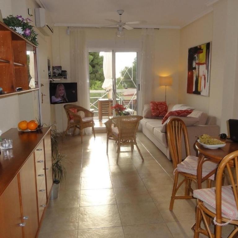 Casa de Sonrisa - Two-Bedroom House - 2