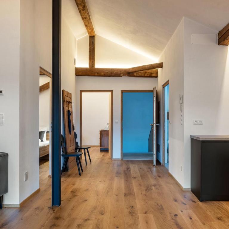 Eichhof Apartment Wacholder - Two-Bedroom Deluxe Apartment with Garden View - 8