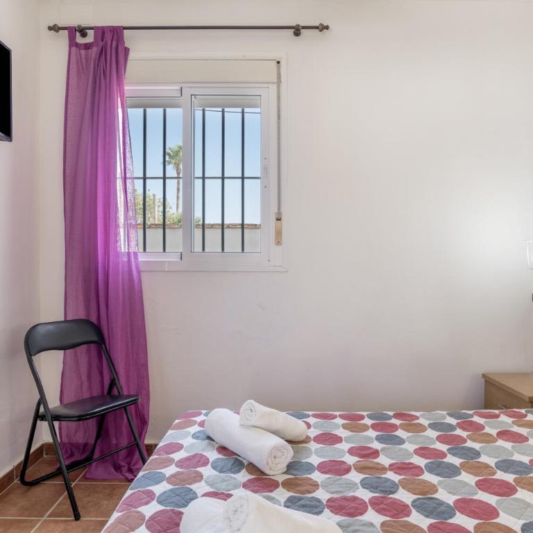 Casa Rural Roche - Habitación Doble Deluxe con ducha - 9
