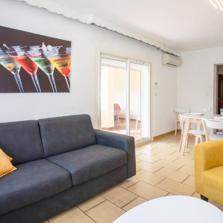 Appart avec terrasse - La Londe - Two-Bedroom Deluxe Apartment with Garden View - 5
