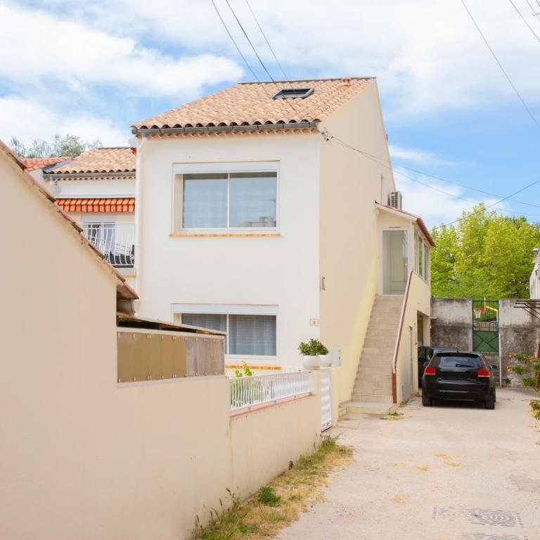 Appart avec terrasse - La Londe - Two-Bedroom Deluxe Apartment with Garden View - 17