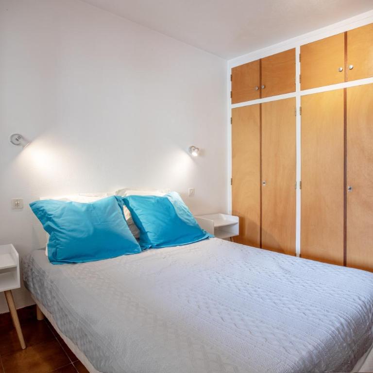 Appart avec terrasse - La Londe - Two-Bedroom Deluxe Apartment with Garden View - 11