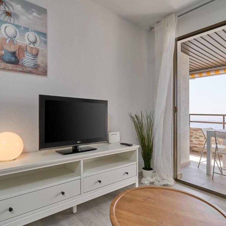 Apartamento El Rompeolas - Apartamento Deluxe de 2 dormitorios con vistas al mar - 5