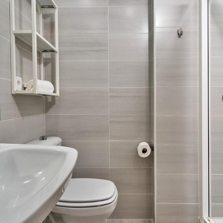 Apartamento El Rompeolas - Apartamento Deluxe de 2 dormitorios con vistas al mar - 21