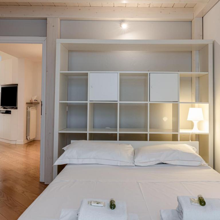 Giardino, Posto Auto, Wi-fi E Ac - Appartamento Deluxe con 2 Camere da Letto e Vista Giardino - 10