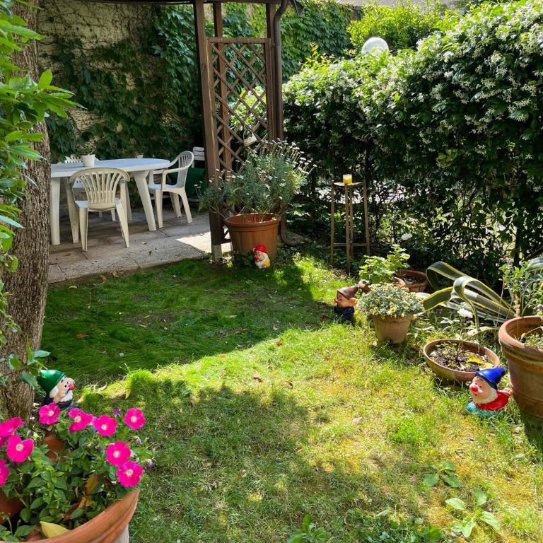 Giardino, Posto Auto, Wi-fi E Ac - Appartamento Deluxe con 2 Camere da Letto e Vista Giardino - 21