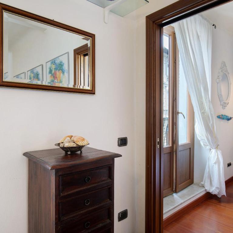 Hilary house - Appartamento Superior con 1 Camera da Letto e Balcone - 17