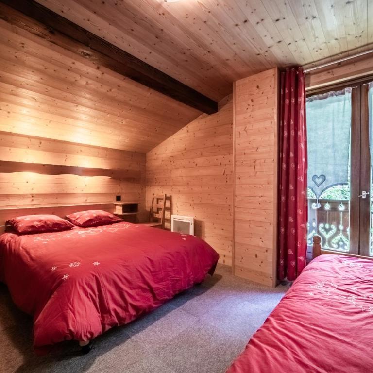 Chalet Arnica - Two-Bedroom Deluxe Apartment with Balcony - 14