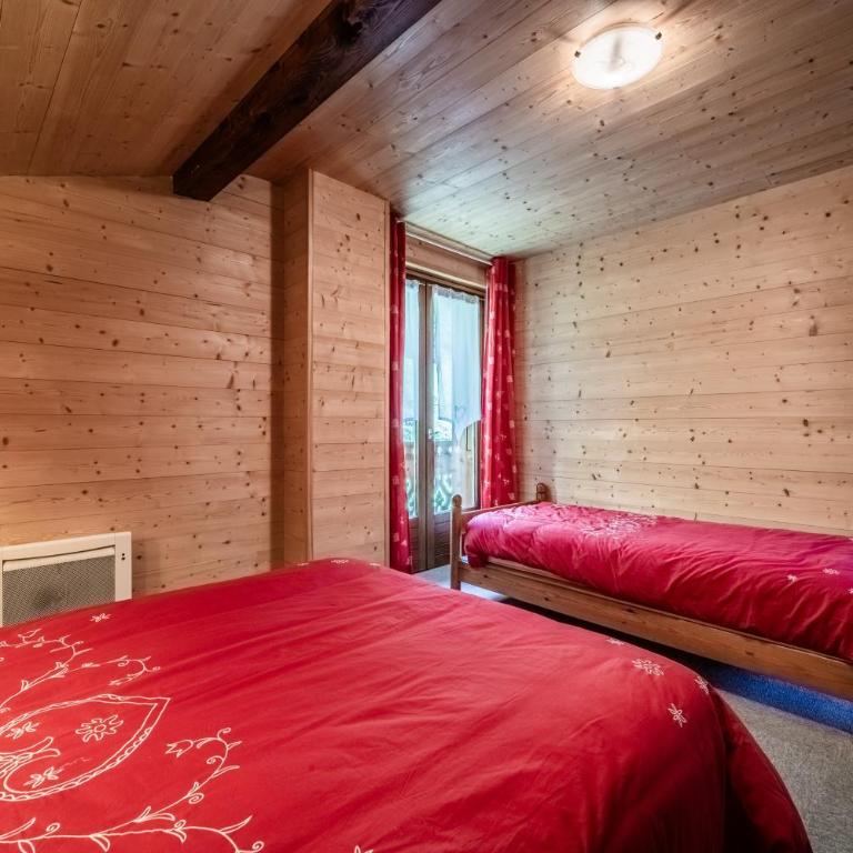 Chalet Arnica - Two-Bedroom Deluxe Apartment with Balcony - 16