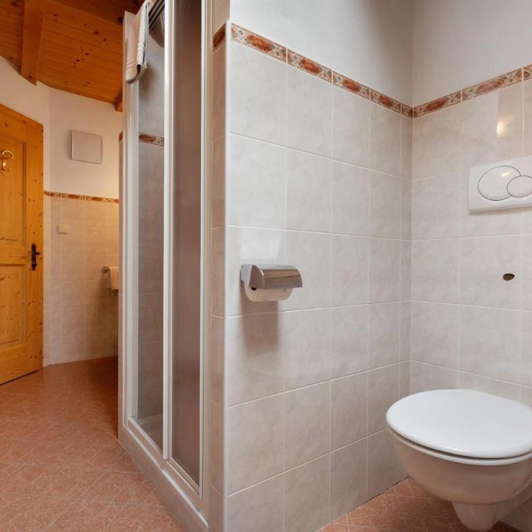 Bauernhof Schgagul - Deluxe-Apartment mit 2 Schlafzimmern und Gartenblick - 21