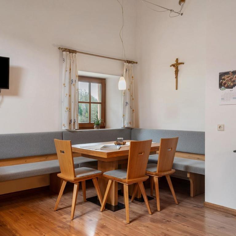 Bauernhof Schgagul - Deluxe-Apartment mit 2 Schlafzimmern und Gartenblick - 3