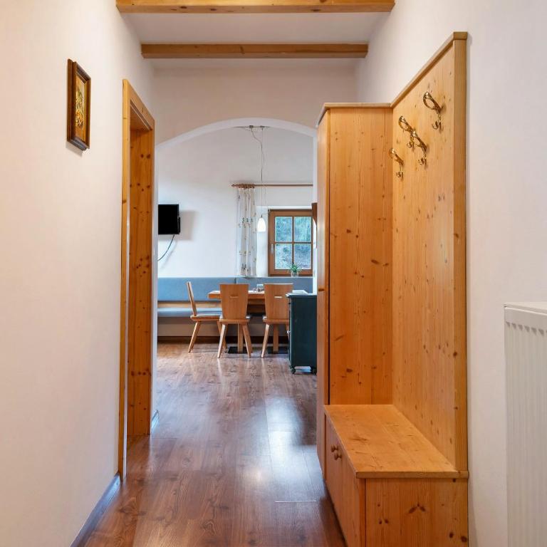 Bauernhof Schgagul - Deluxe-Apartment mit 2 Schlafzimmern und Gartenblick - 22