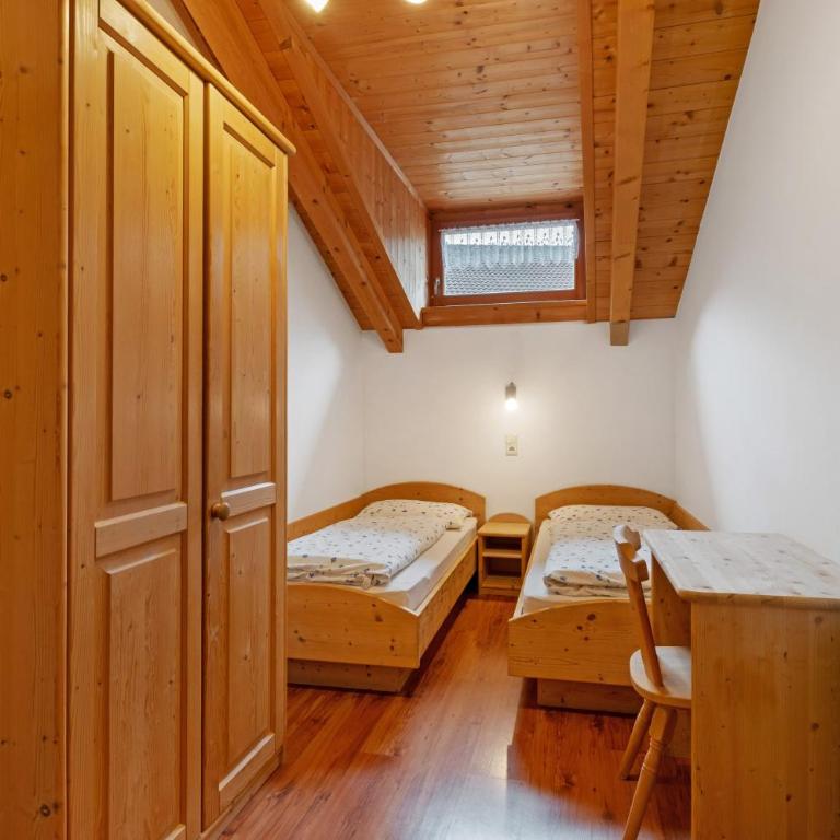 Bauernhof Schgagul - Deluxe-Apartment mit 2 Schlafzimmern und Gartenblick - 16
