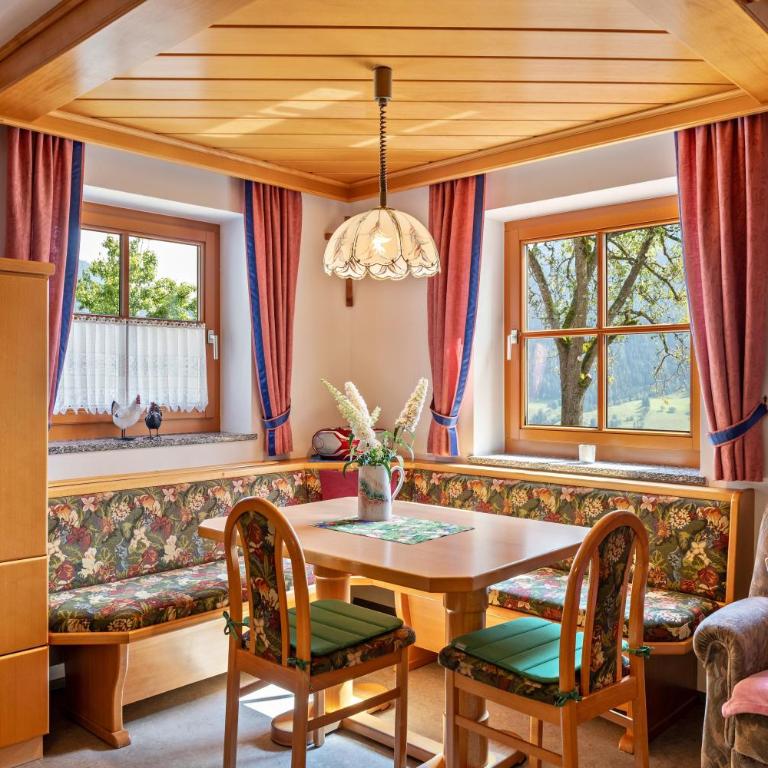 Biobergbauernhof Bergzeit Apartment - Apartment mit 1 Schlafzimmer und Gartenblick - 4