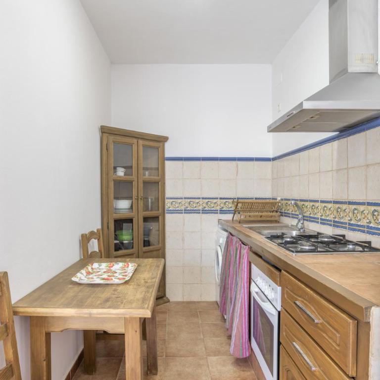 Casa Rural Roche - Habitación Doble Deluxe con ducha - 6