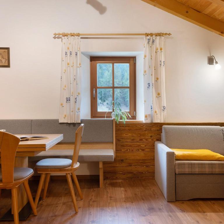 Bauernhof Schgagul - Deluxe-Apartment mit 2 Schlafzimmern und Gartenblick - 6