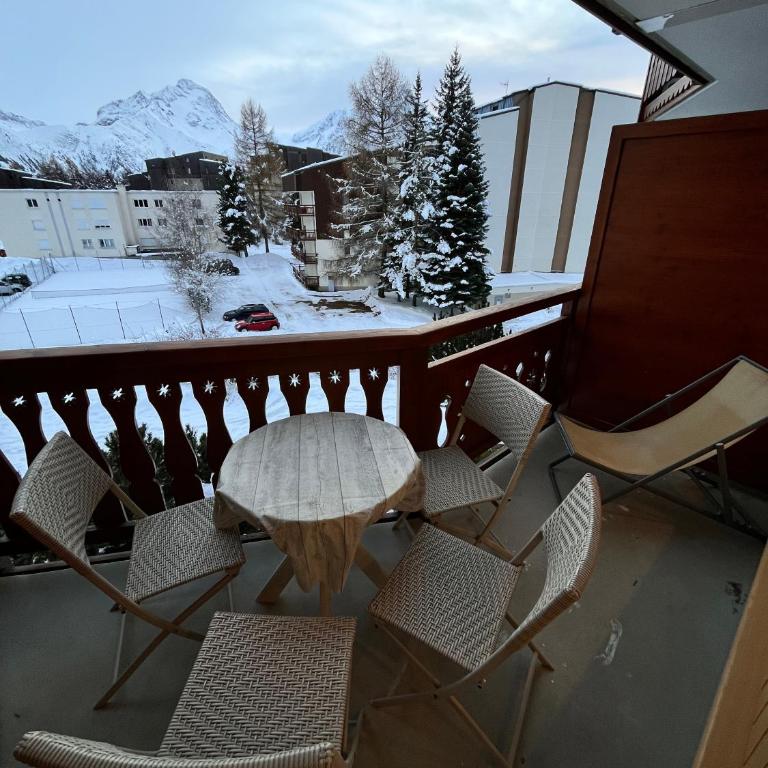 Charmant studio au pied du Jandri - Monolocale con Vista Montagna - 16