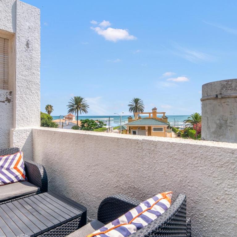Duplex Chill Beach - Apartamento Deluxe de 2 dormitorios con vistas al jardín - 2