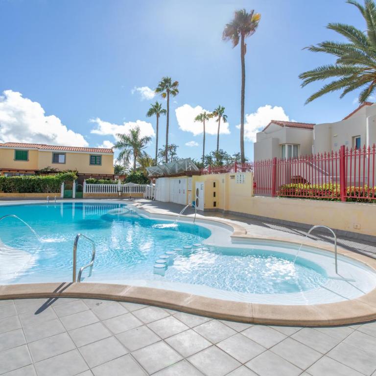 Alojamiento en Los Parrales - Apartamento Deluxe de 2 dormitorios con vistas al jardín - 2