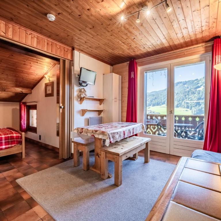Chalet Arnica - Superior One-Bedroom Apartment with Balcony - 12