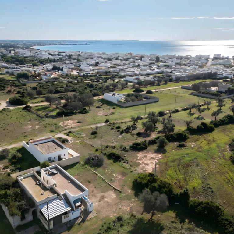 Coastal Harmony Villa - Two-Bedroom House - 18
