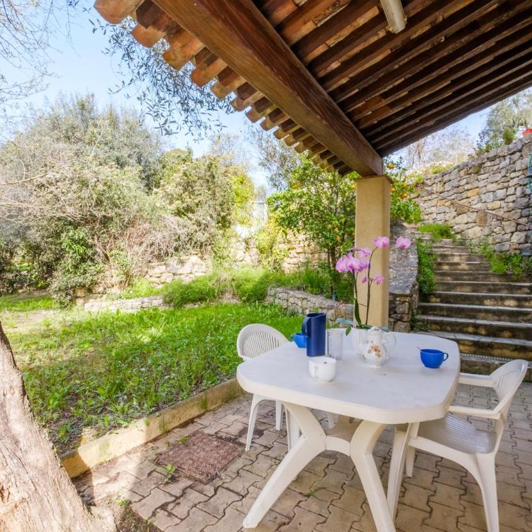 Appartement Numéro 1 - piscine - Villa - Vue sur Jardin - 21