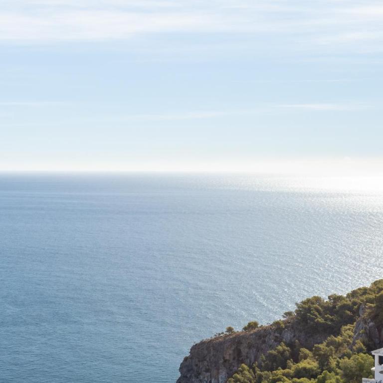 Five Star Villa with Heavenly Views - Villa with Sea View - 28
