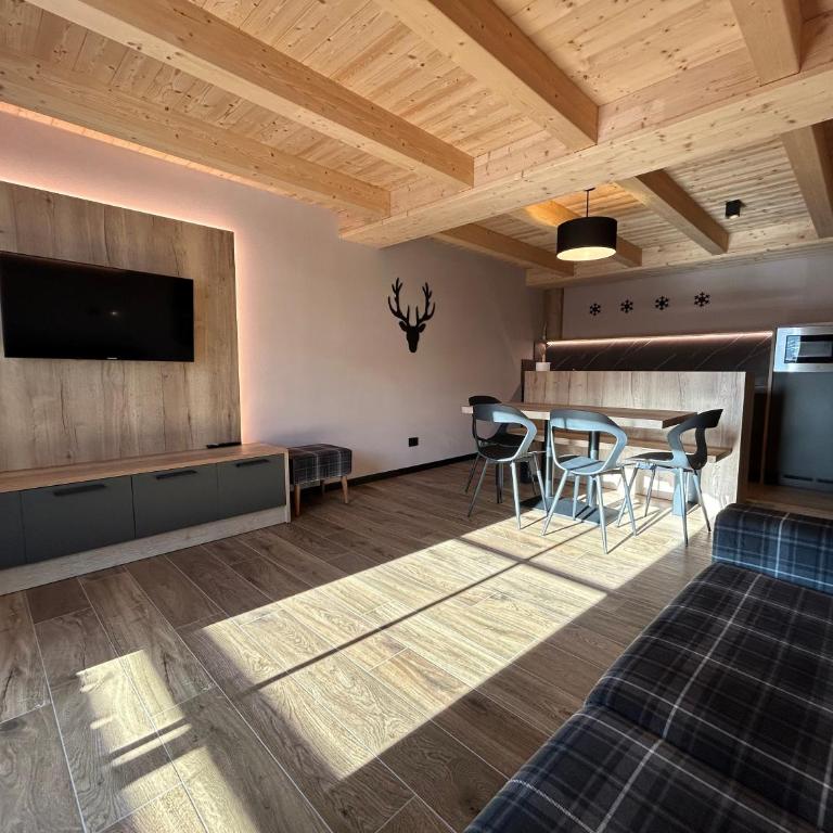 Casa Domin Livigno - Appartamento Deluxe con 2 Camere da Letto e Balcone - 16