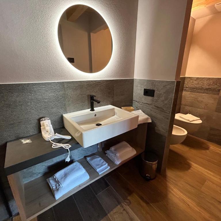 Casa Domin Livigno - Appartamento Deluxe con 2 Camere da Letto e Balcone - 6