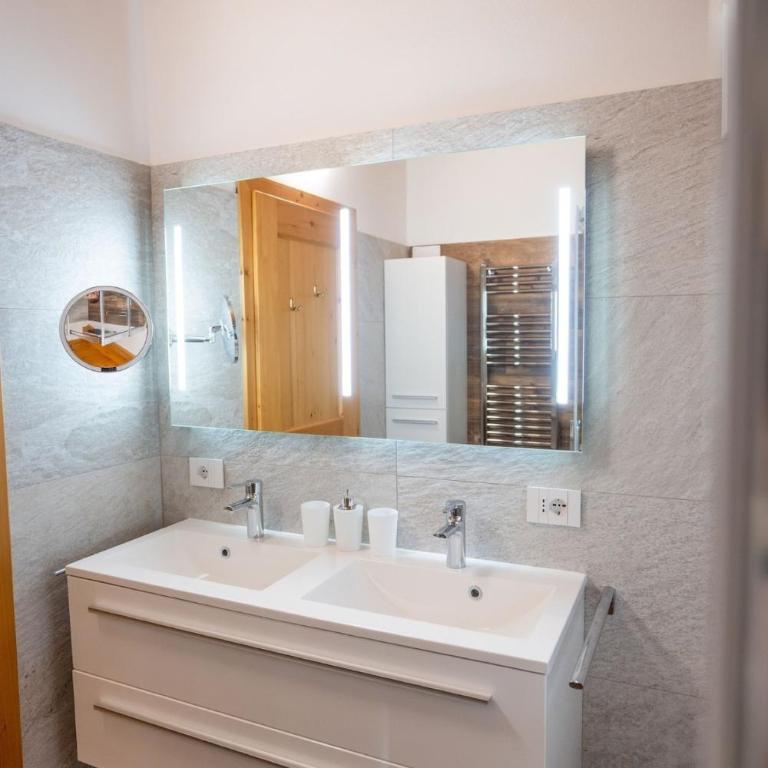 Appartamento Bucaneve - Appartamento Premium con 3 Camere da Letto e Balcone - 22
