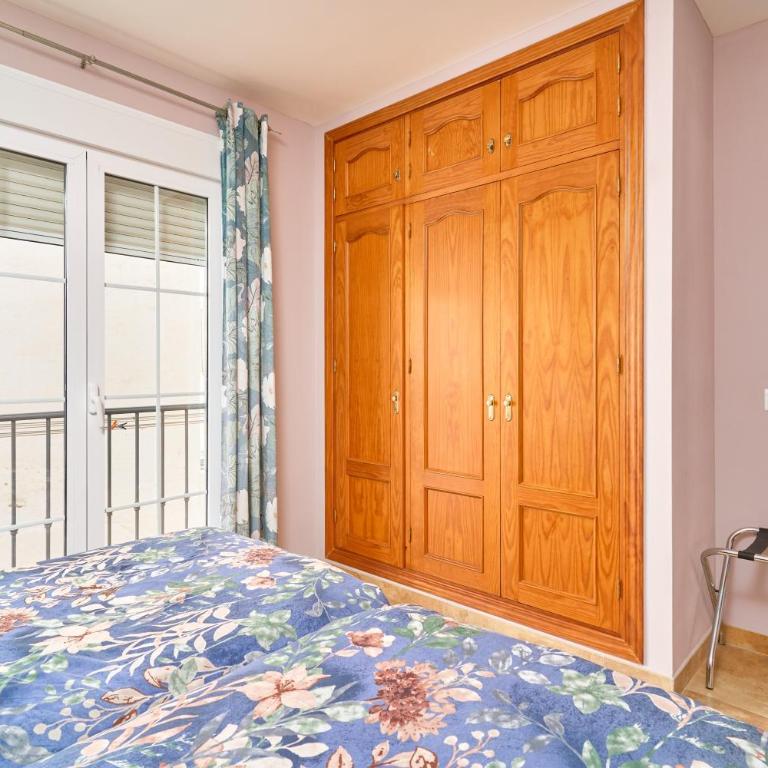 Ático con piscina en Nerja centro - Apartamento de 3 dormitorios con vistas a las montañas - 18