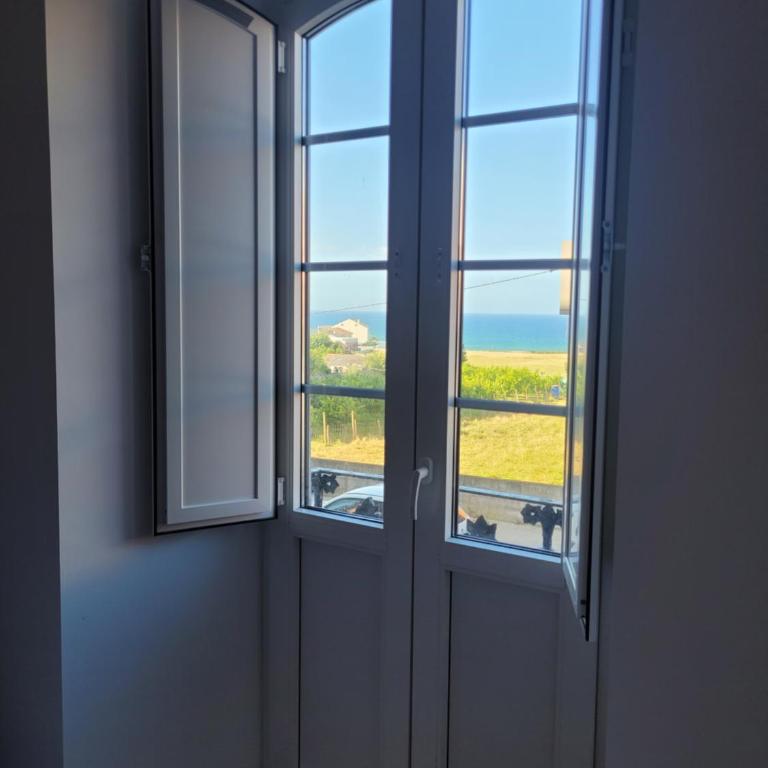 Vaniria 3 Apartamentos Nuevos - Apartamento de 2 dormitorios con balcón y vistas al mar - 12