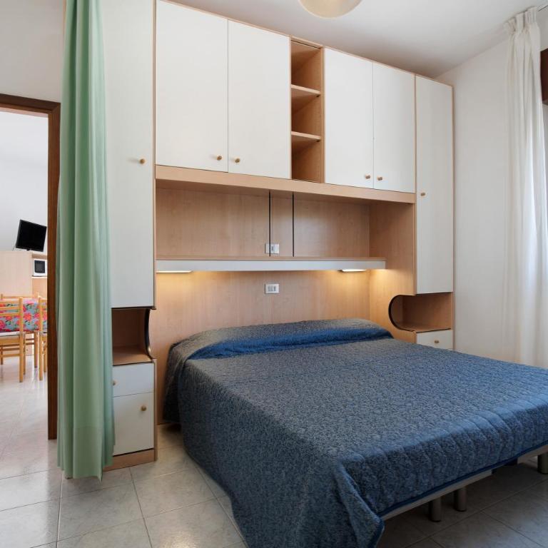 Villa Pineta - Appartamento Superior con 1 Camera da Letto e Balcone - 9