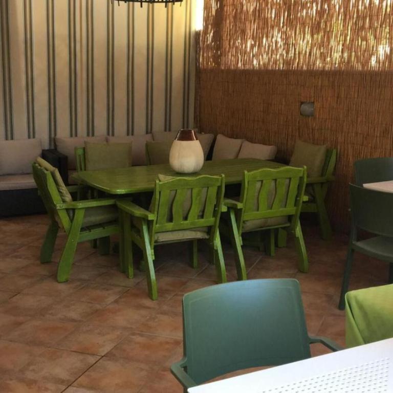 Bnb Sottosopra intero 3 stanze 8pax - Appartamento Premium con 3 Camere da Letto e Balcone - 6