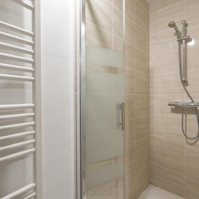 Appartement Dali - Villa Sainte - Two-Bedroom Deluxe Apartment with Garden View - 21