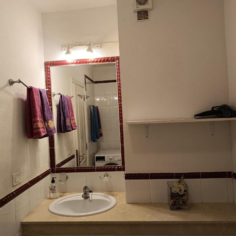 1 Bedroom Apartment Aquaviva - Apartamento Superior de 1 dormitorio con balcón - 9