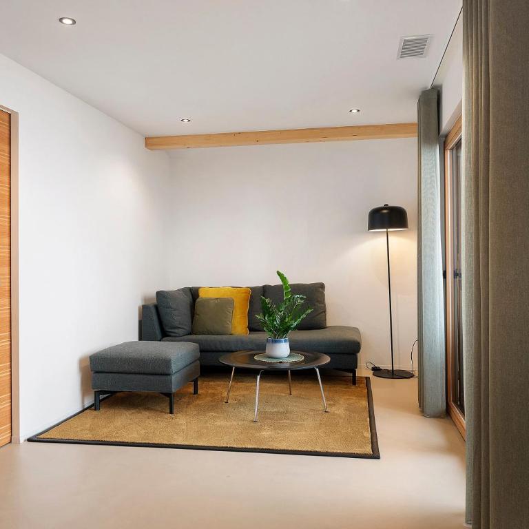 Appartement Mia - Appartamento Deluxe con 2 Camere da Letto e Balcone - 2
