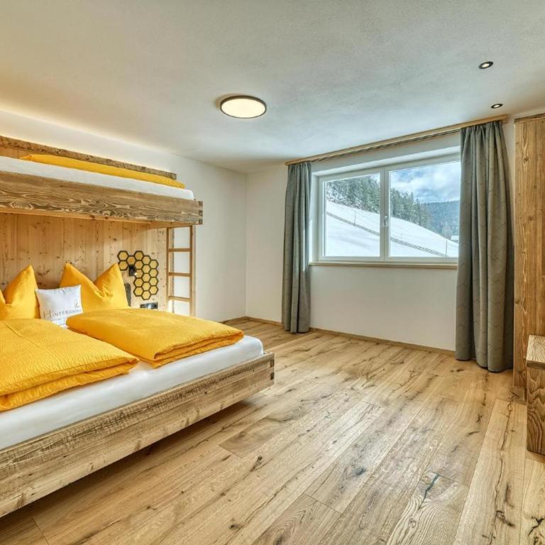 Hinterrainer - New Apartments 2026 - Two-Bedroom Deluxe Apartment with Garden View - 9
