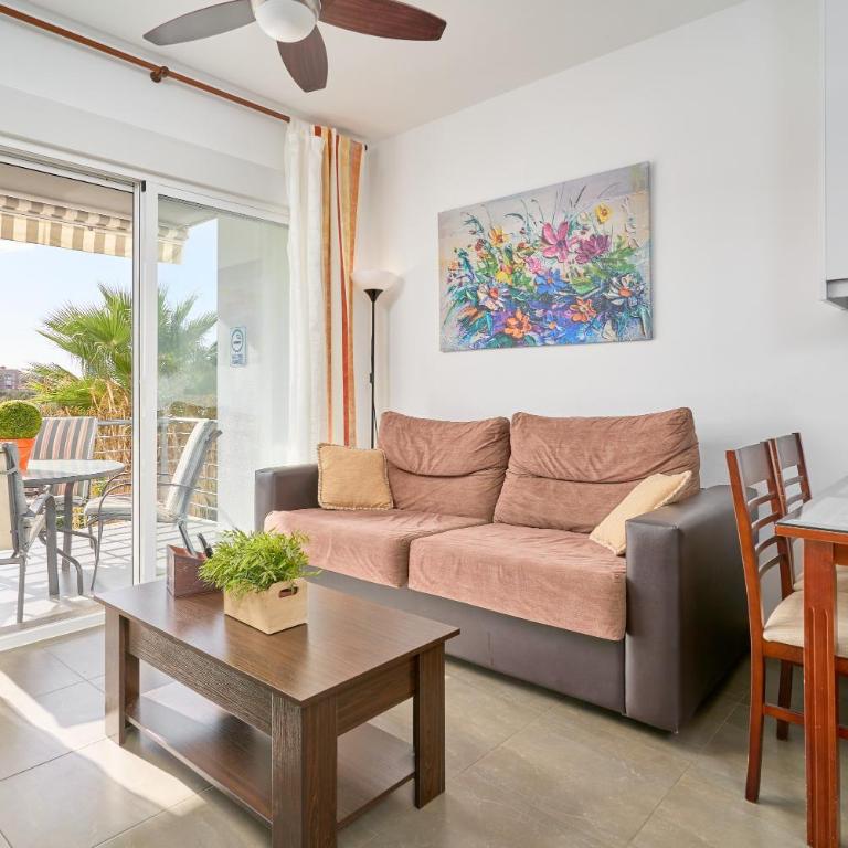 Vistas al Mar y Montaña - Apartamento Deluxe de 2 dormitorios con vistas al mar - 3