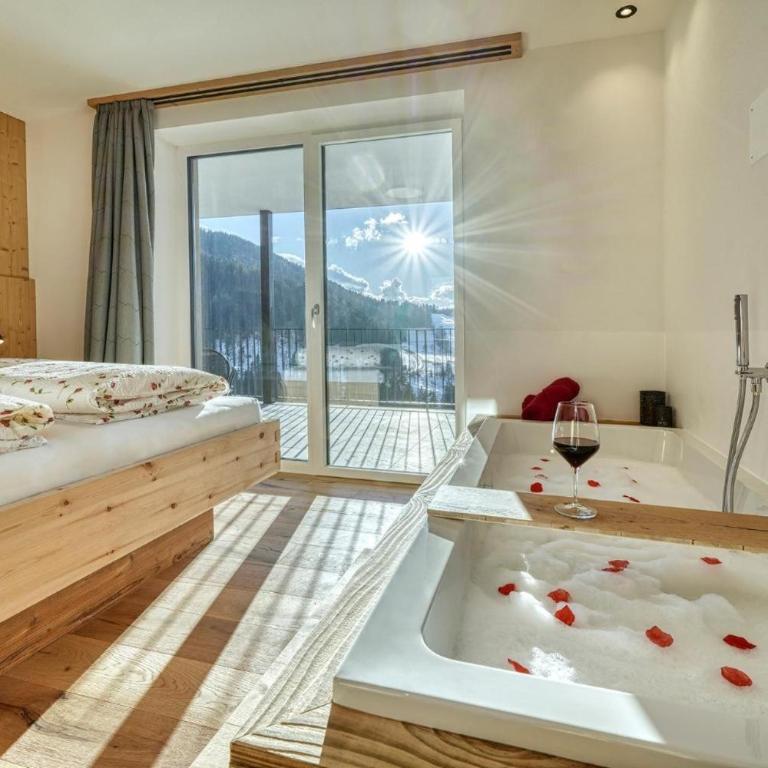 Hinterrainer - New Apartments 2026 - Superior One-Bedroom Apartment with Balcony - 5