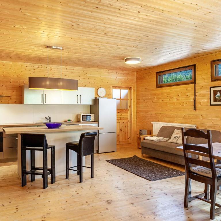 Penthouse im Bauernhaus - Deluxe-Apartment mit 2 Schlafzimmern und Gartenblick - 8