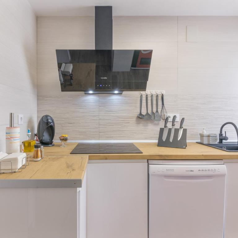 Encanto Costero - Apartamento con terraza - 5